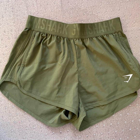❌SOLD❌Gymshark Training Loose Fit Shorts - Picture 2 of 6
